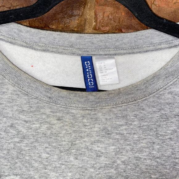 H&M Divided Likers Gray Embroidered Crew Neck Sweatshirt Women's Size Medium - Picture 3 of 5